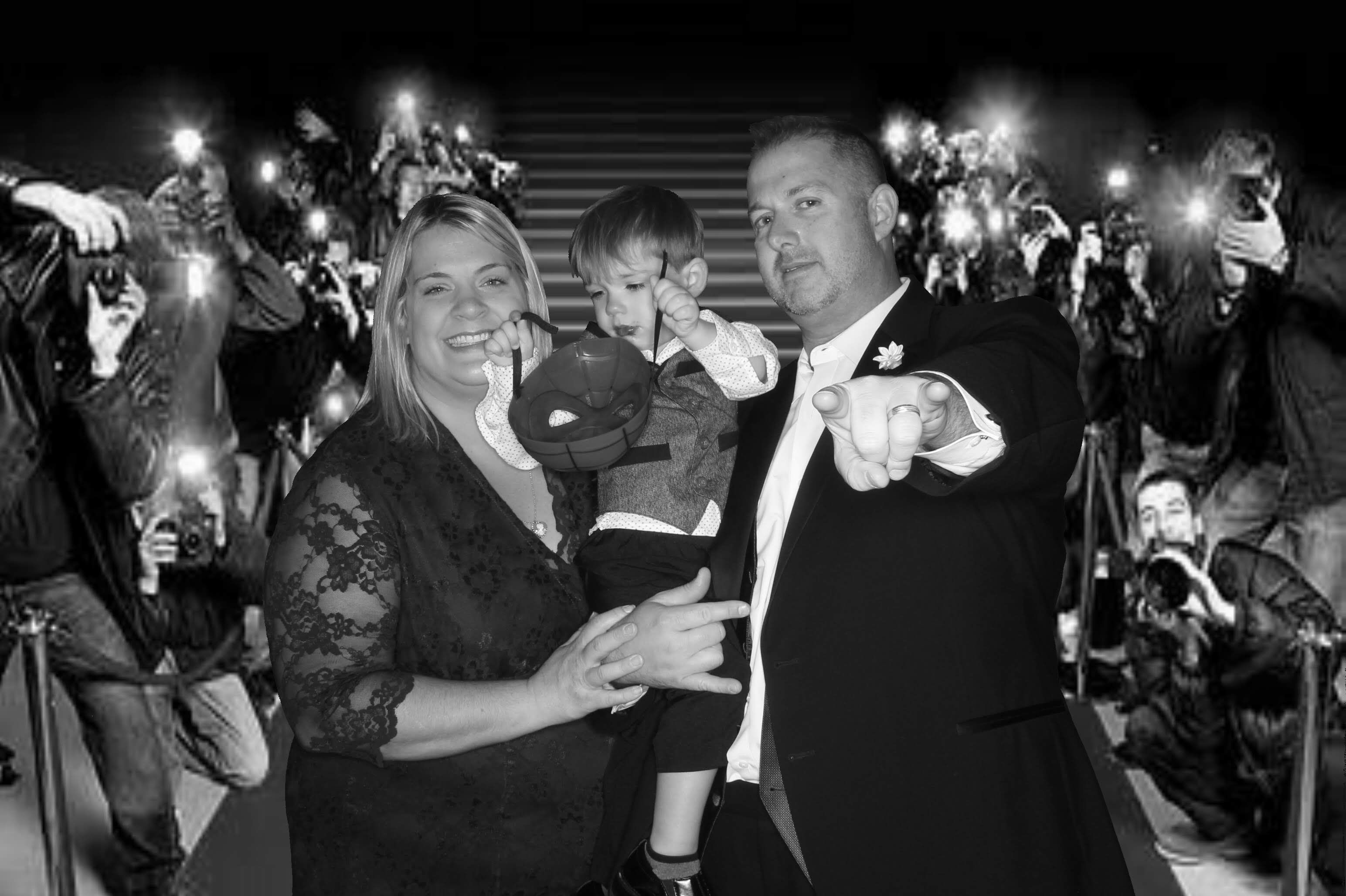 Jenn and Jeff | View more photos from the event at gallery.photoboothcincy.com/u/PhotoBoothCincy/Jenn-and-Jeff